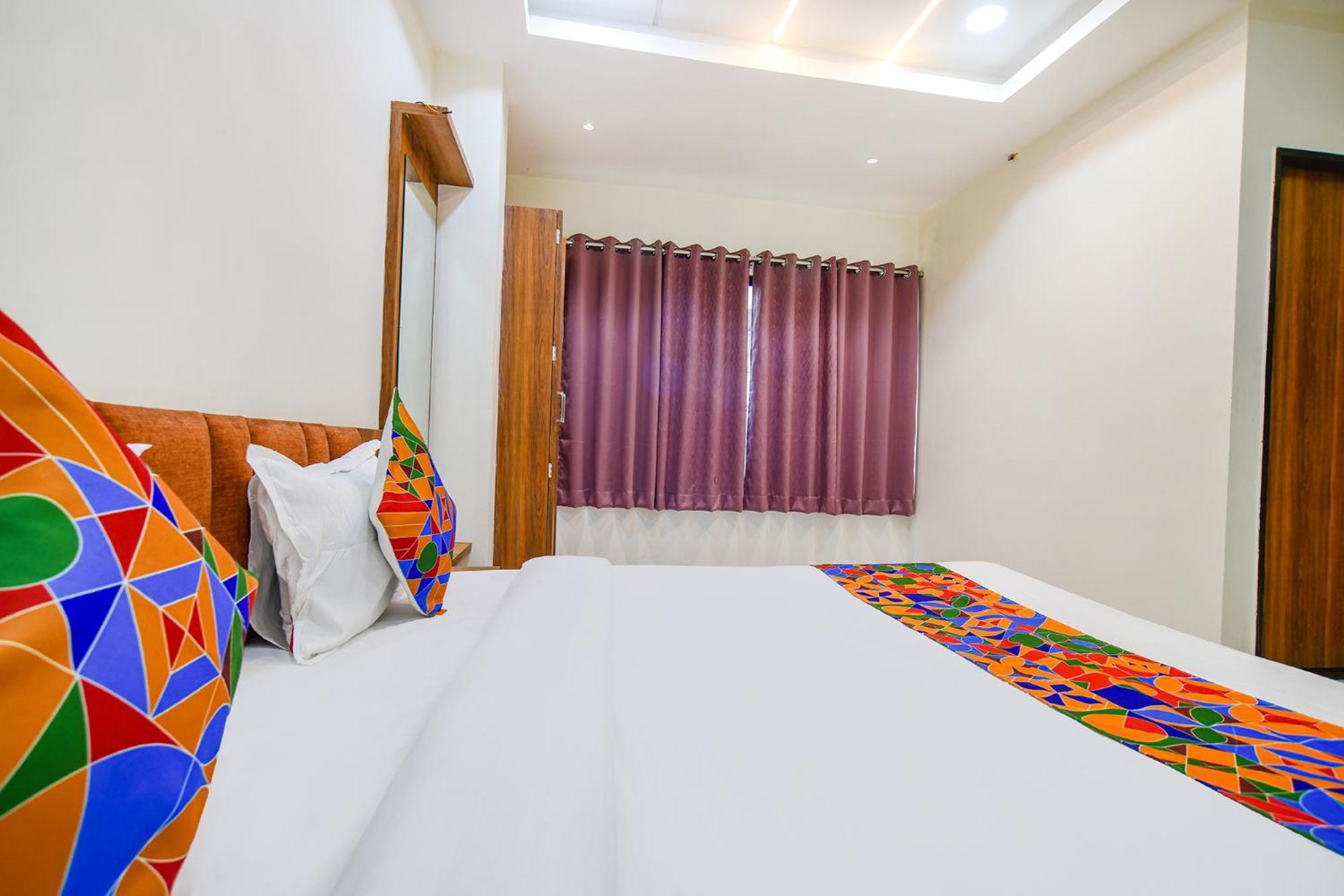 Fabhotel Shree Nakoda Paradise Ujjain Extérieur photo