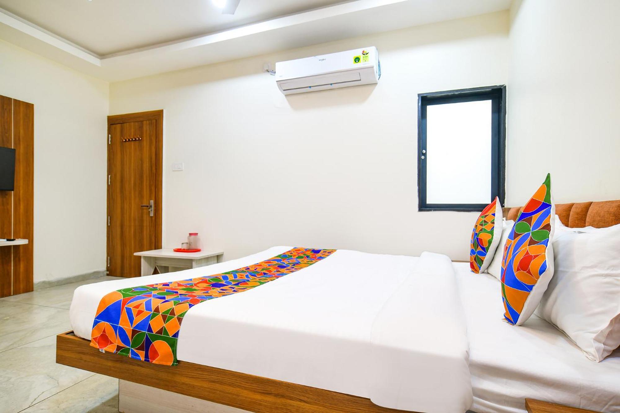 Fabhotel Shree Nakoda Paradise Ujjain Extérieur photo