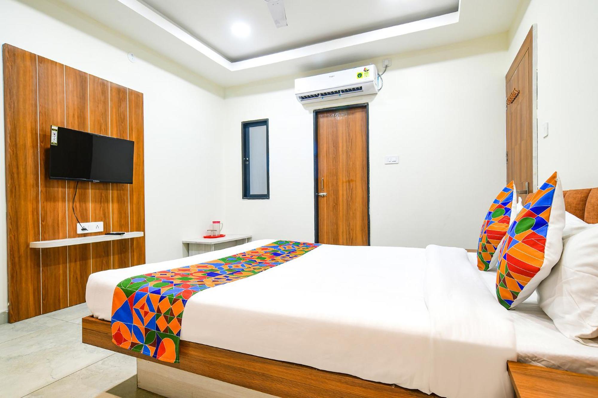 Fabhotel Shree Nakoda Paradise Ujjain Extérieur photo